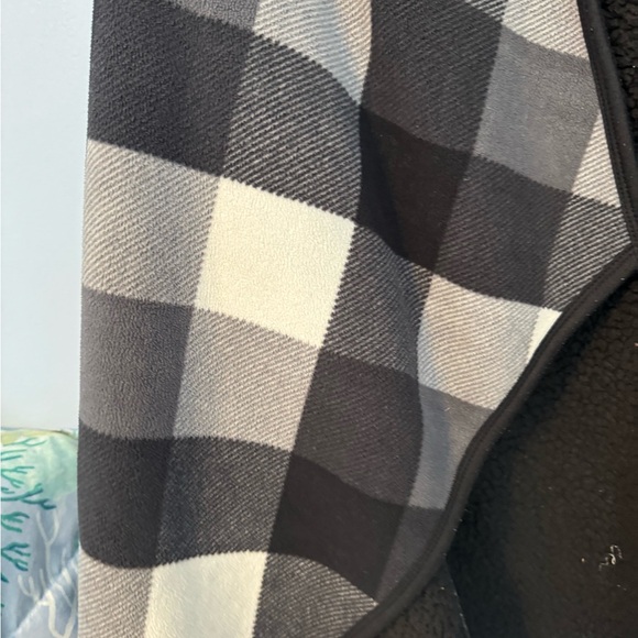 Trendy Sheek Cozy Plaid Open Front Women's Jacket. Like New. XL - Picture 9 of 13